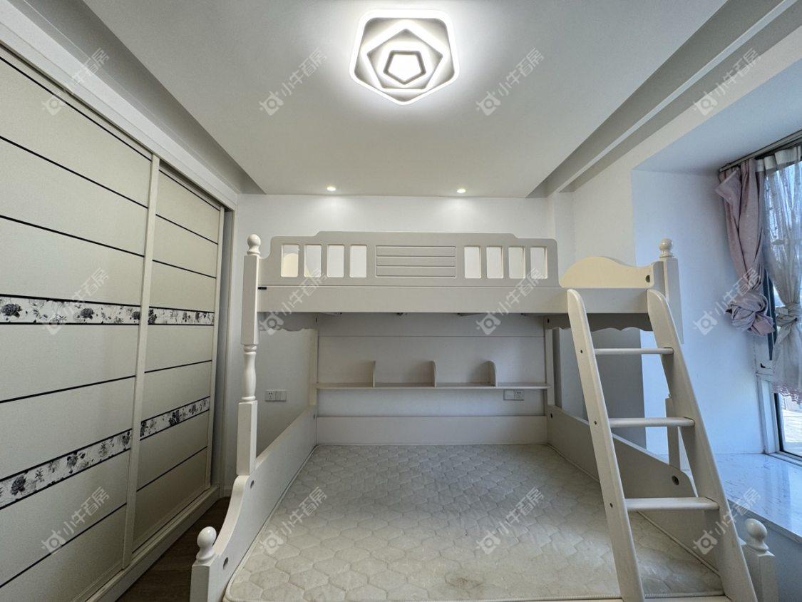 镇江芳草苑在售二手房源室内图_小牛看房