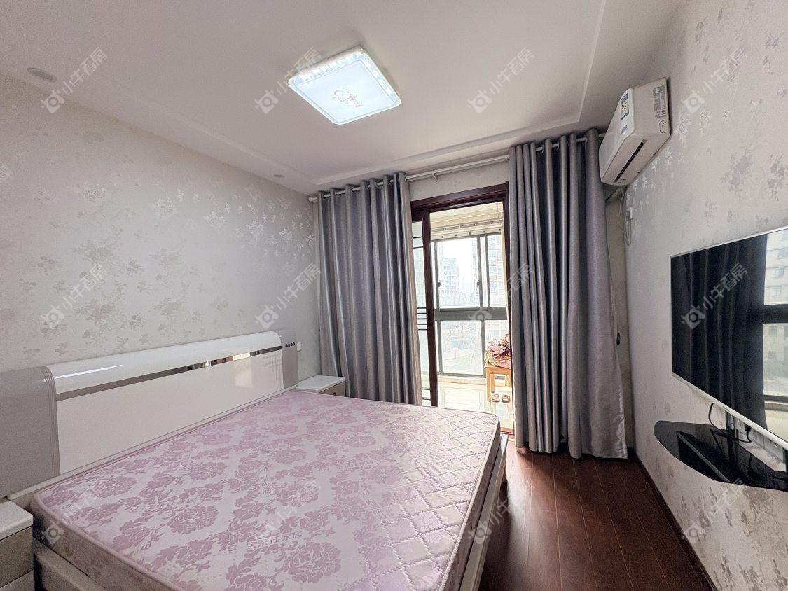 镇江惠和苑在售二手房源室内图_小牛看房