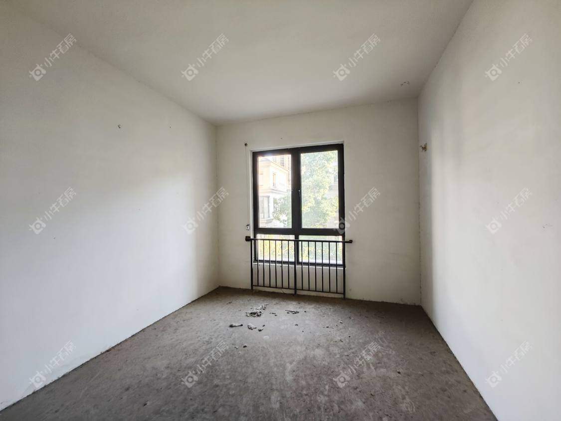 镇江大亚第一城别墅在售二手房源室内图_小牛看房