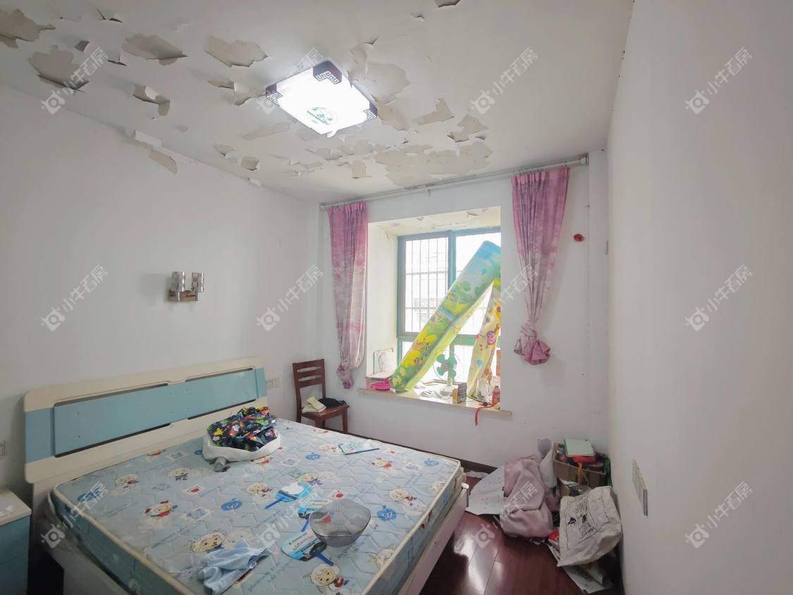 镇江芳草苑在售二手房源室内图_小牛看房