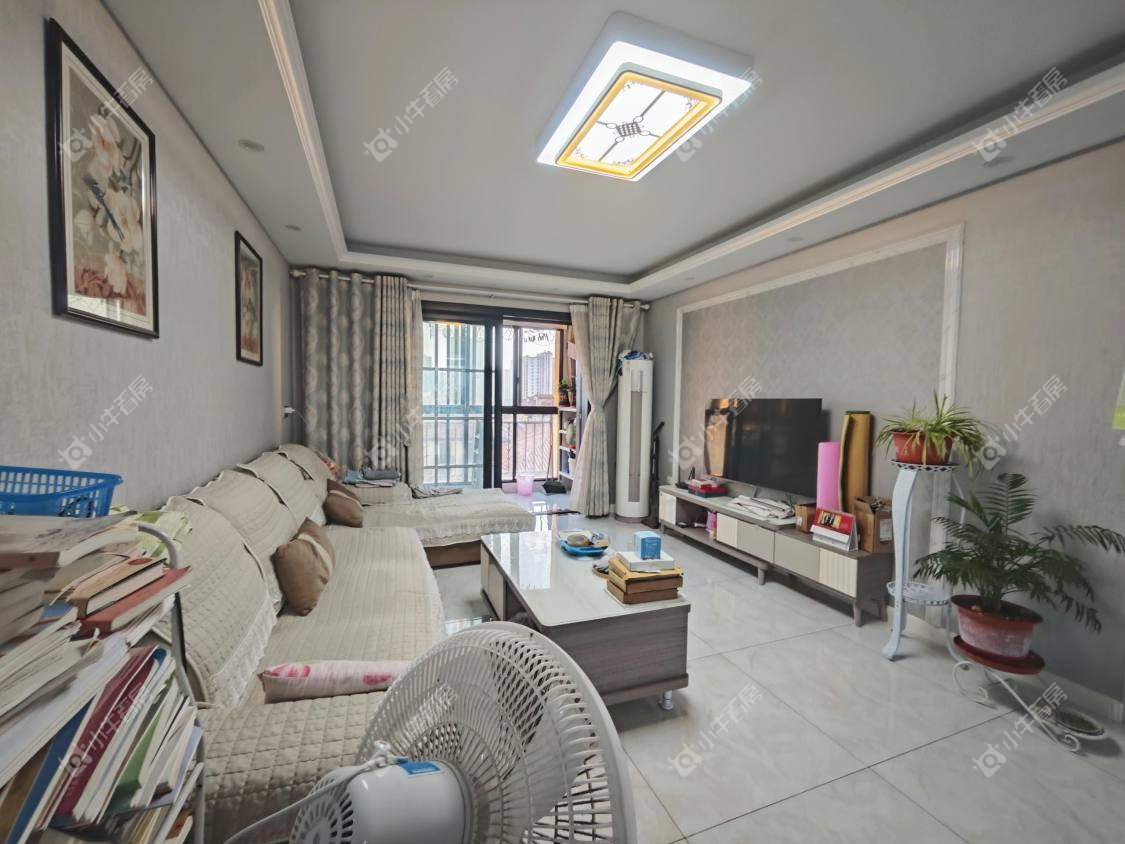 镇江天悦名城在售二手房源室内图_小牛看房