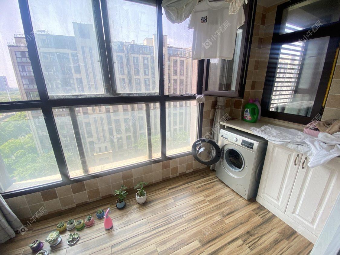 镇江滨河凤凰城在售二手房源室内图_小牛看房