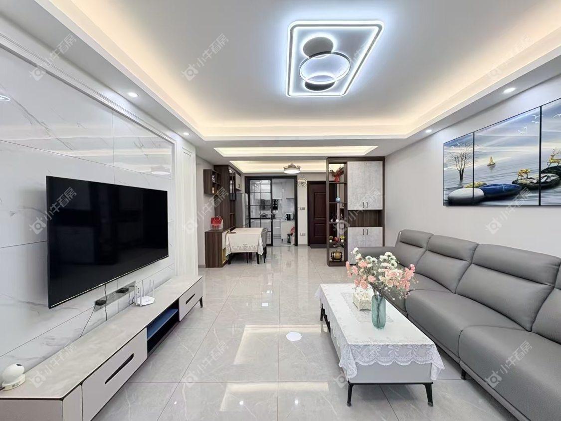 镇江凤凰郡在售二手房源室内图_小牛看房