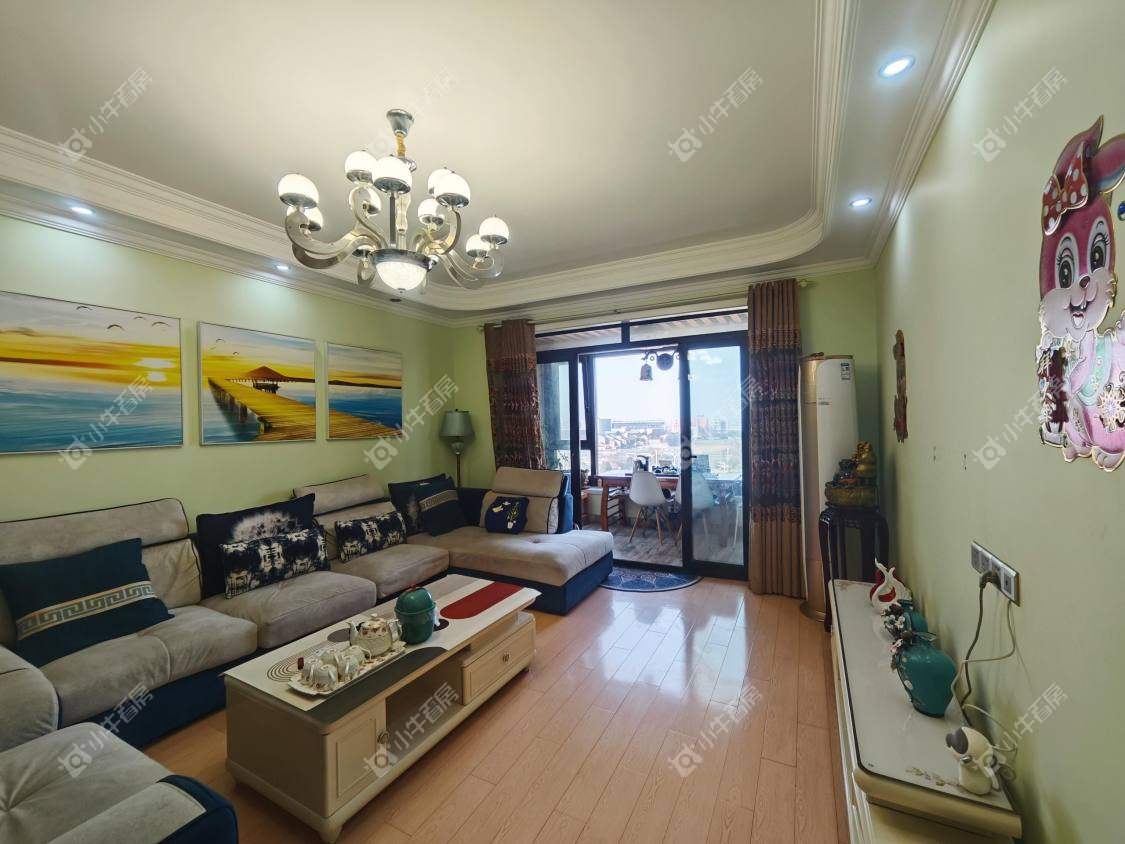 镇江滨河凤凰城在售二手房源室内图_小牛看房