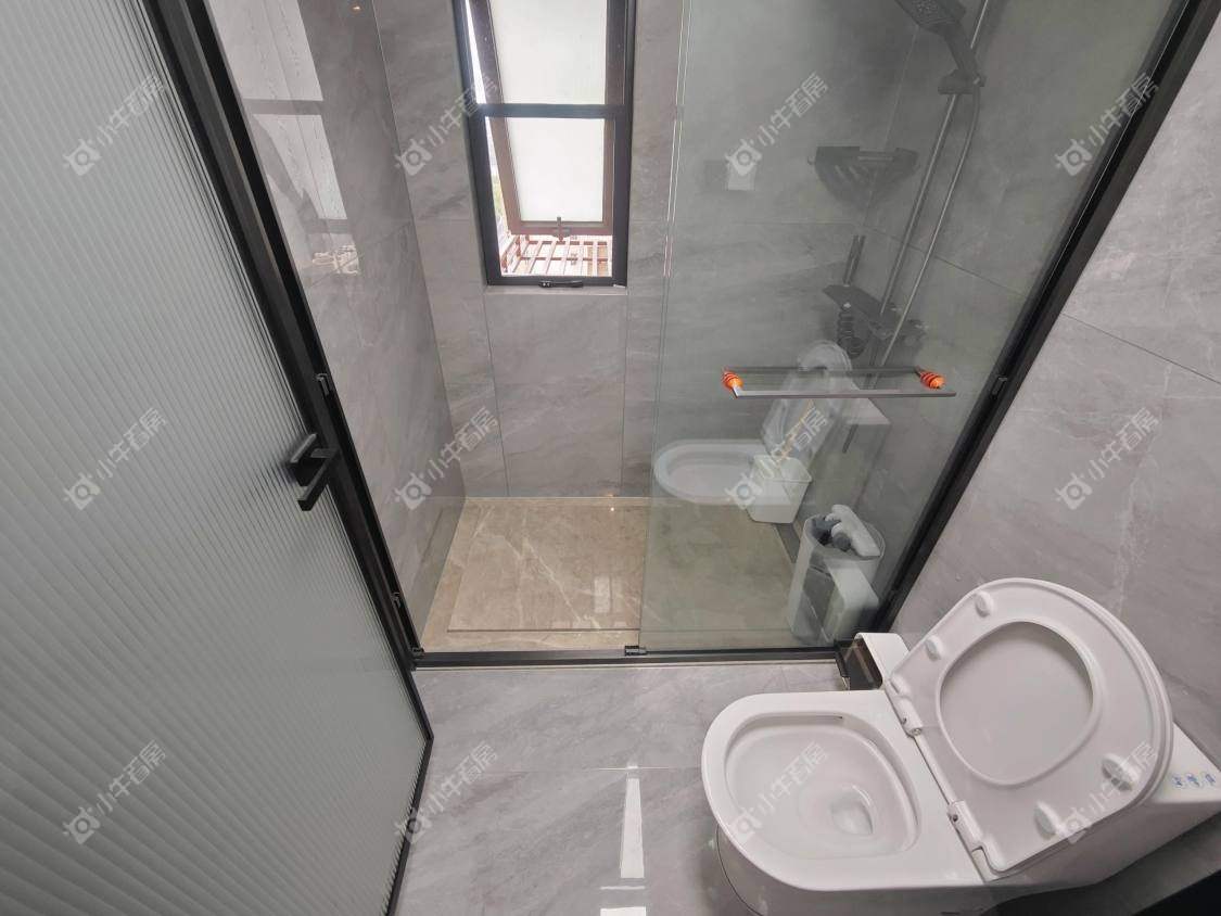 镇江汇金天地在售二手房源室内图_小牛看房