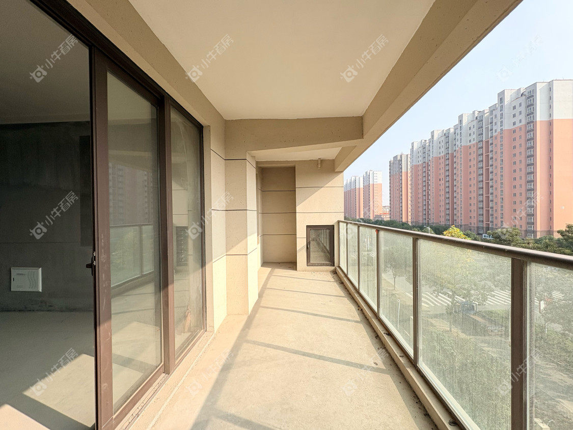 镇江珑蟠里在售二手房源室内图_小牛看房