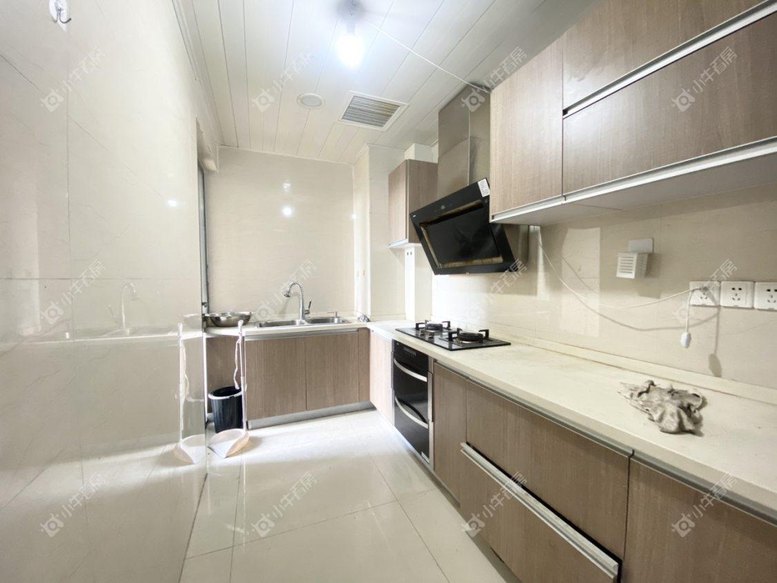 镇江凤凰国际在售二手房源室内图_小牛看房