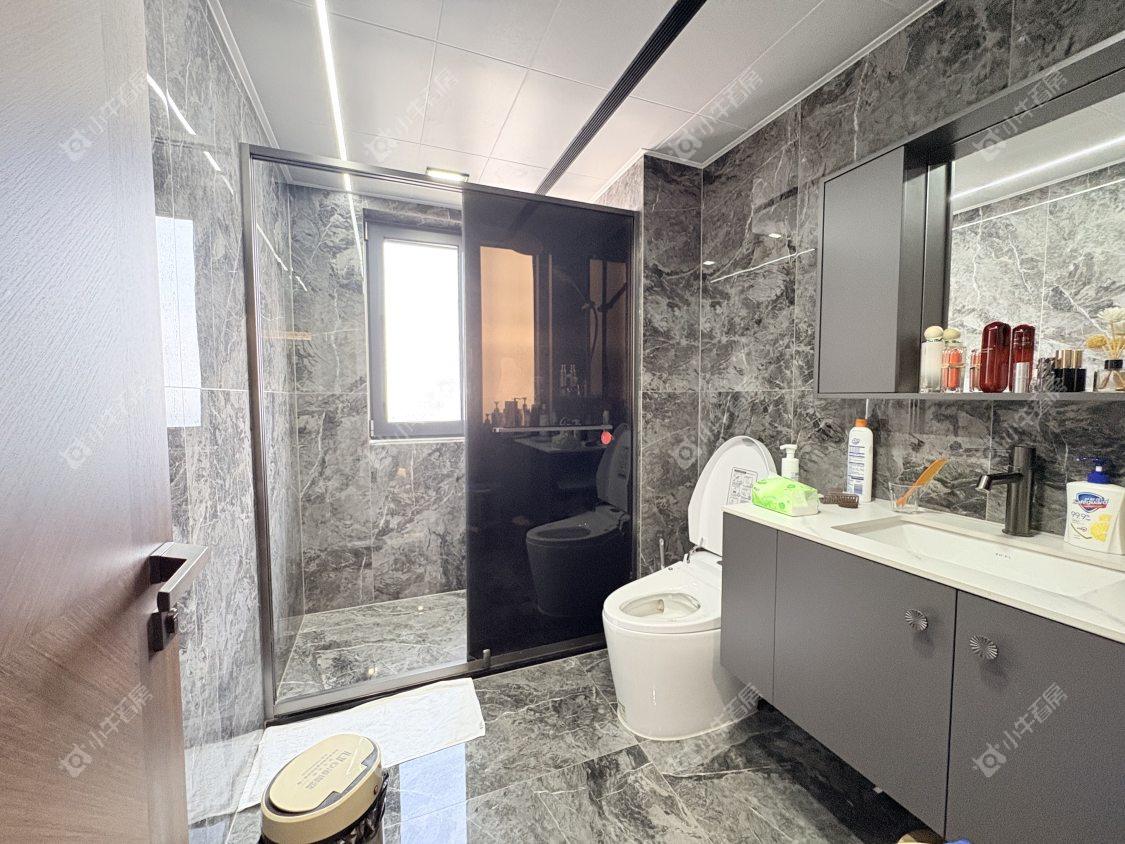 镇江恒大城在售二手房源室内图_小牛看房