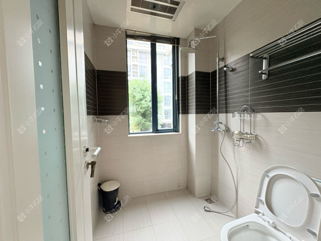 镇江天波城在售二手房源室内图_小牛看房