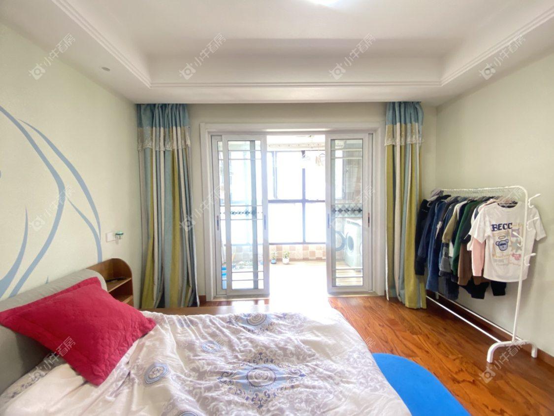 镇江滨河凤凰城在售二手房源室内图_小牛看房