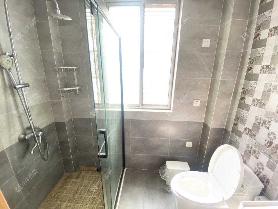 镇江百合苑在售二手房源室内图_小牛看房