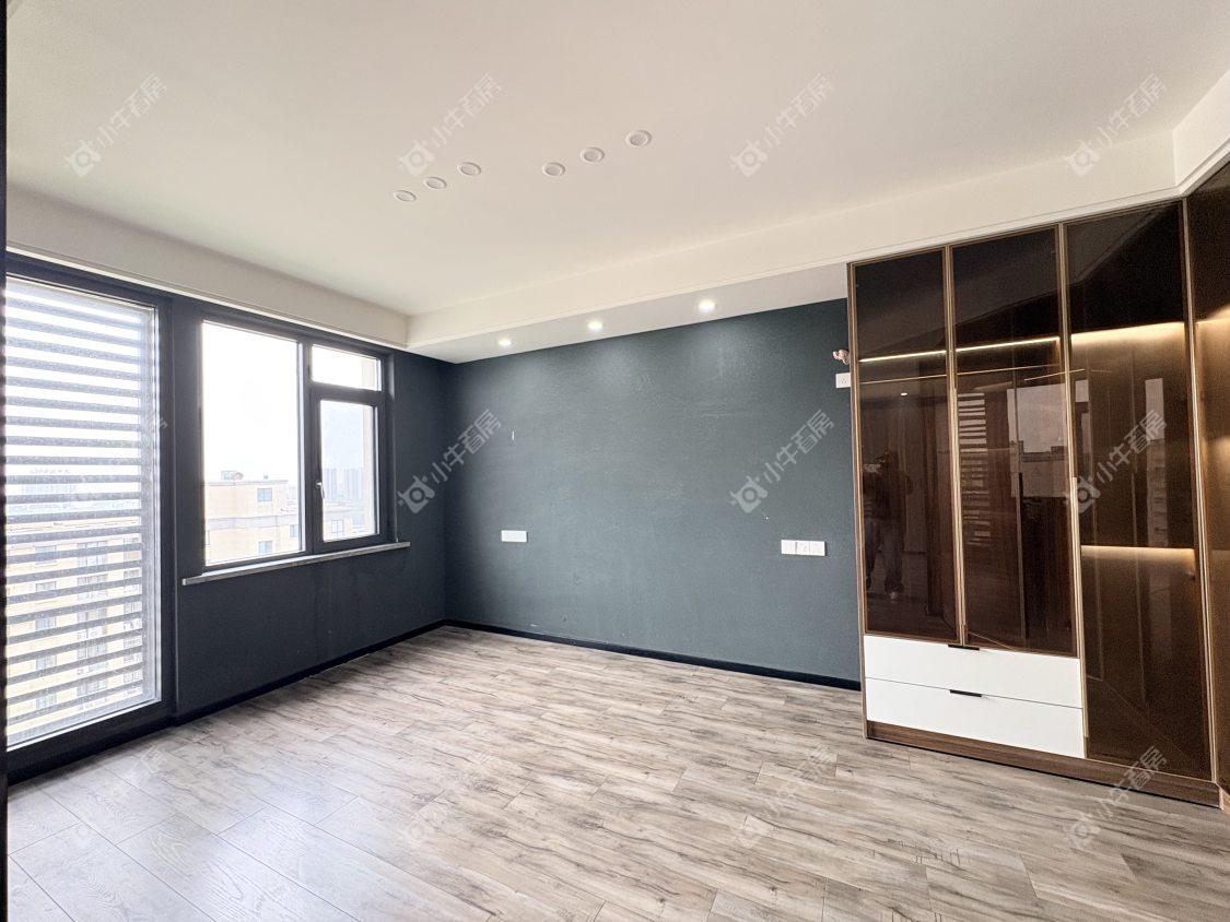 镇江丹凤国际在售二手房源室内图_小牛看房