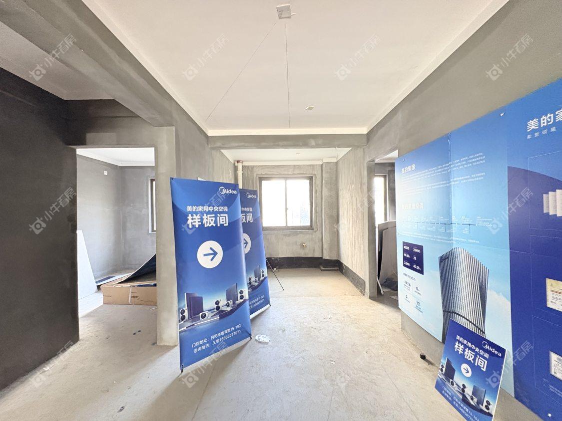 镇江珑蟠里在售二手房源室内图_小牛看房