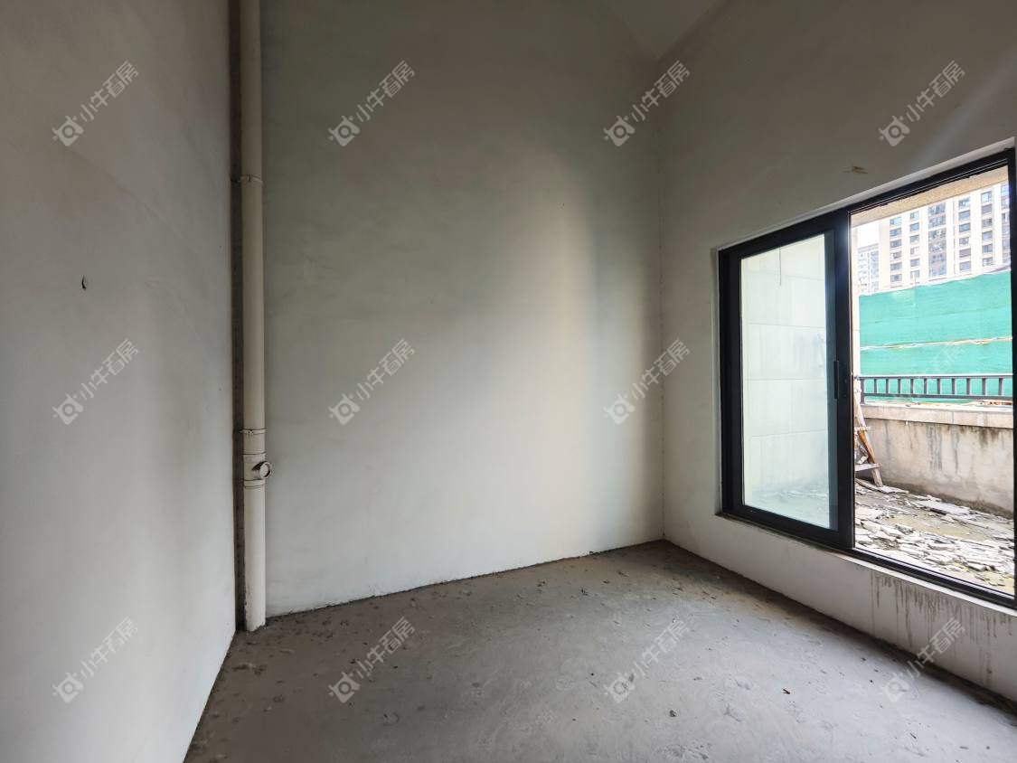 镇江大亚第一城别墅在售二手房源室内图_小牛看房