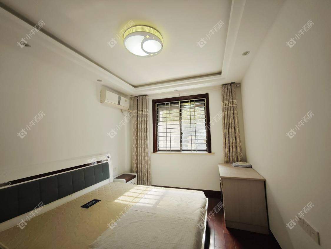 镇江世纪豪都在售二手房源室内图_小牛看房