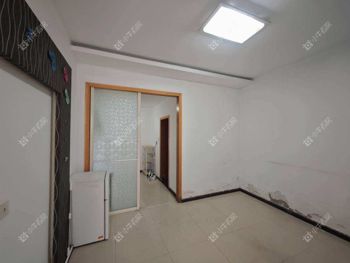 镇江紫荆花园在售二手房源室内图_小牛看房