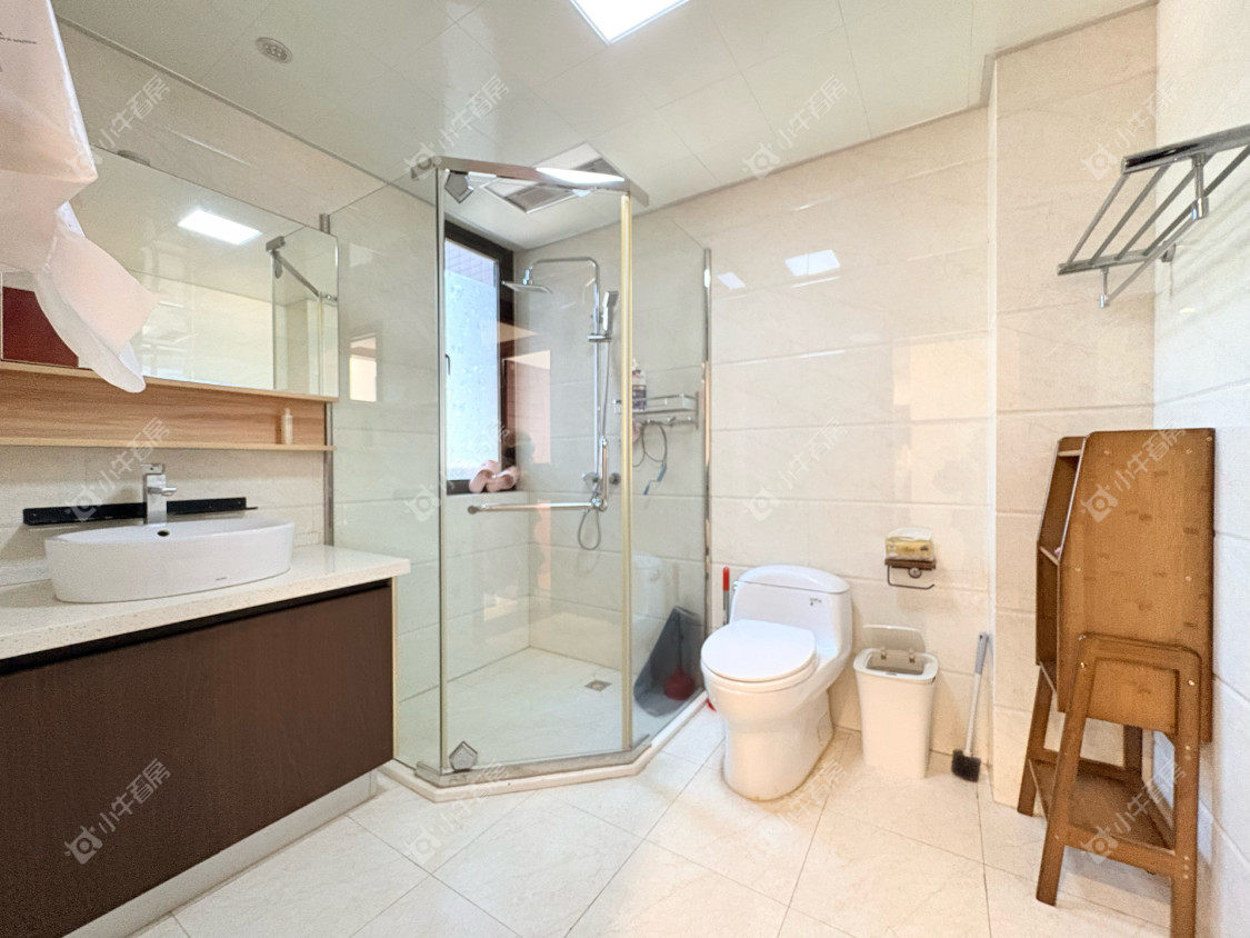 镇江领秀花都在售二手房源室内图_小牛看房