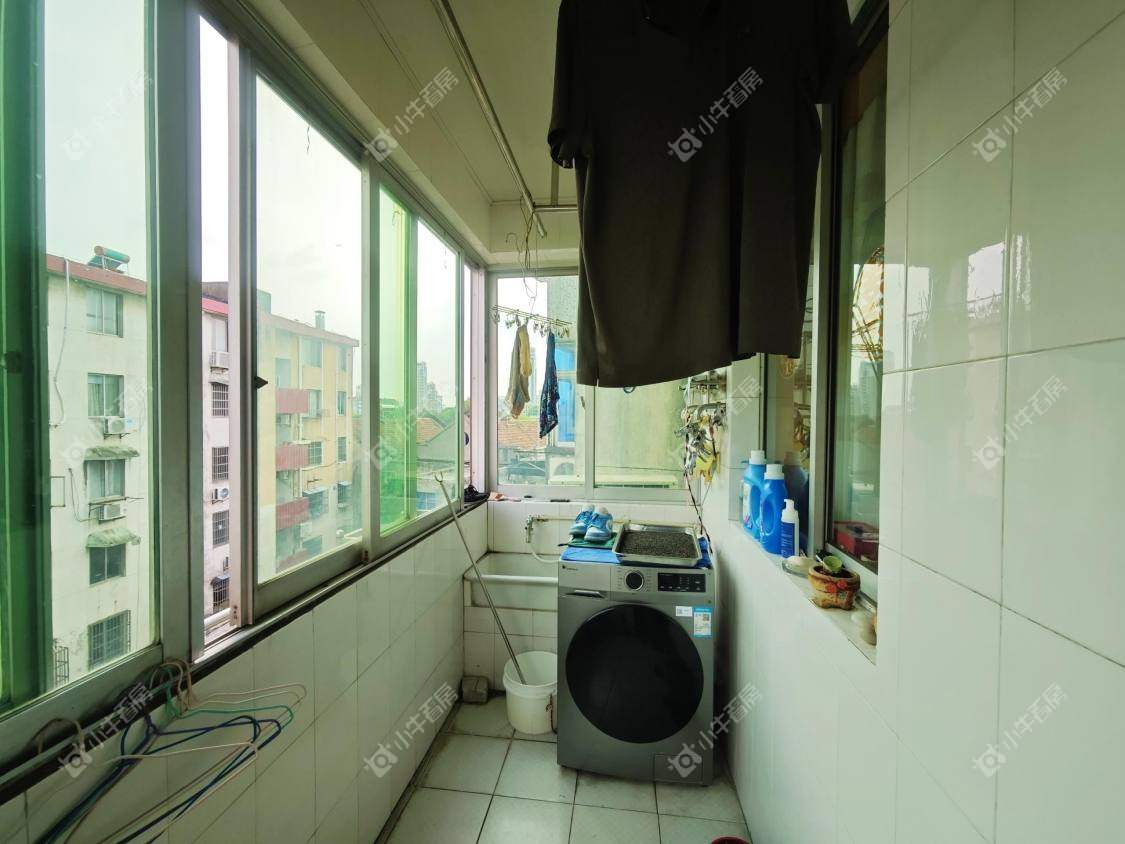 镇江幸福小区在售二手房源室内图_小牛看房