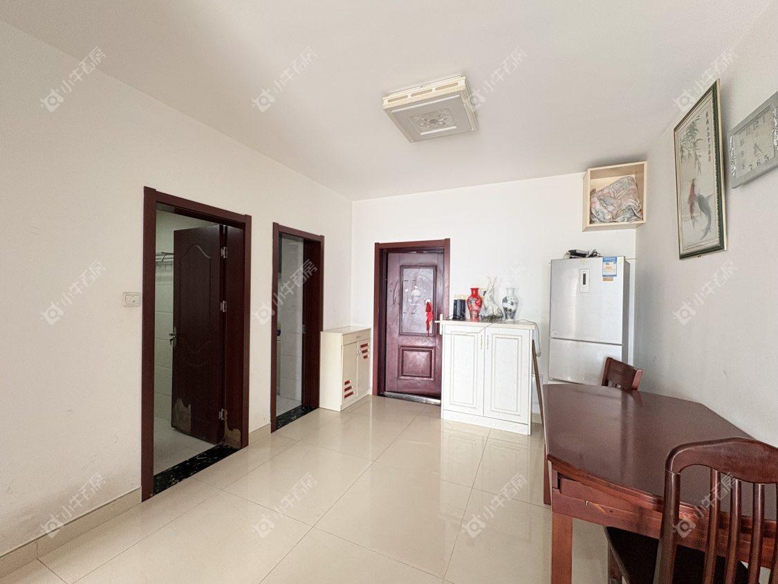 镇江东方盛世在售二手房源室内图_小牛看房