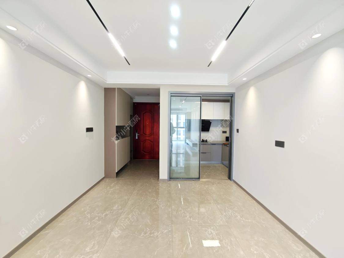 镇江碧桂园樾府在售二手房源室内图_小牛看房