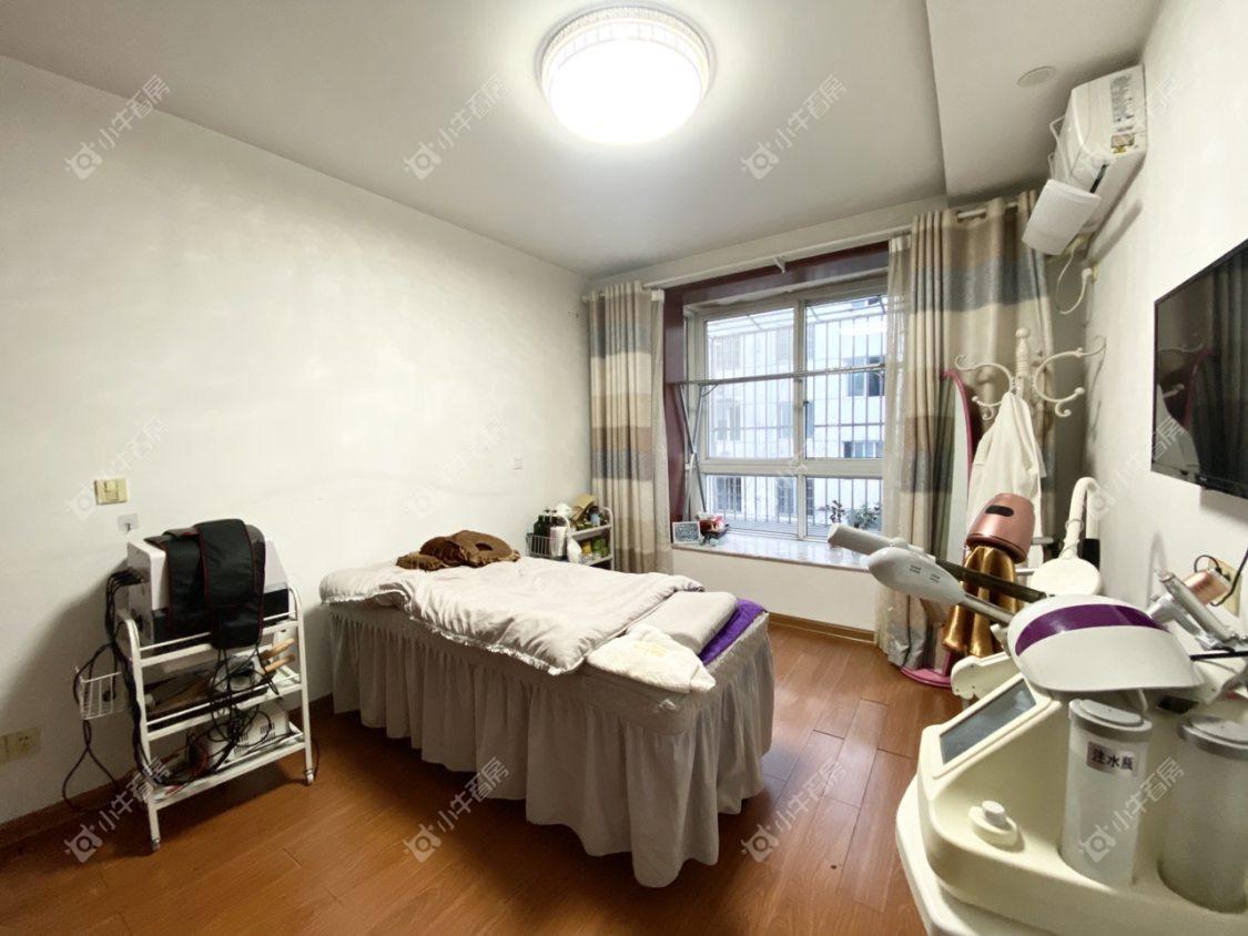 镇江中心嘉园在售二手房源室内图_小牛看房