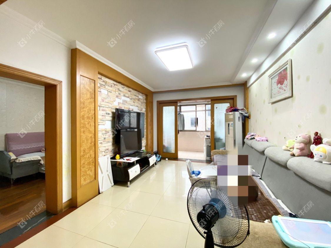 镇江东方苑在售二手房源室内图_小牛看房