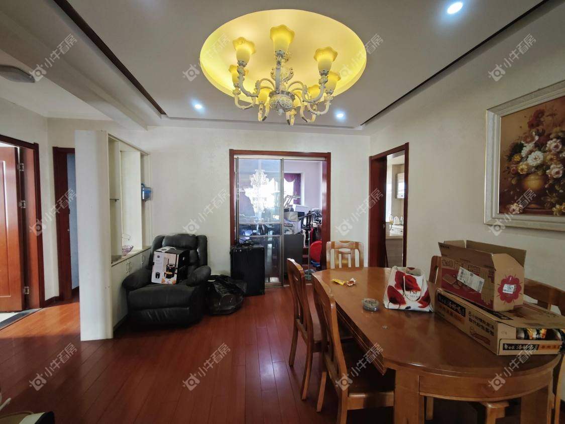 镇江碧桂园在售二手房源室内图_小牛看房