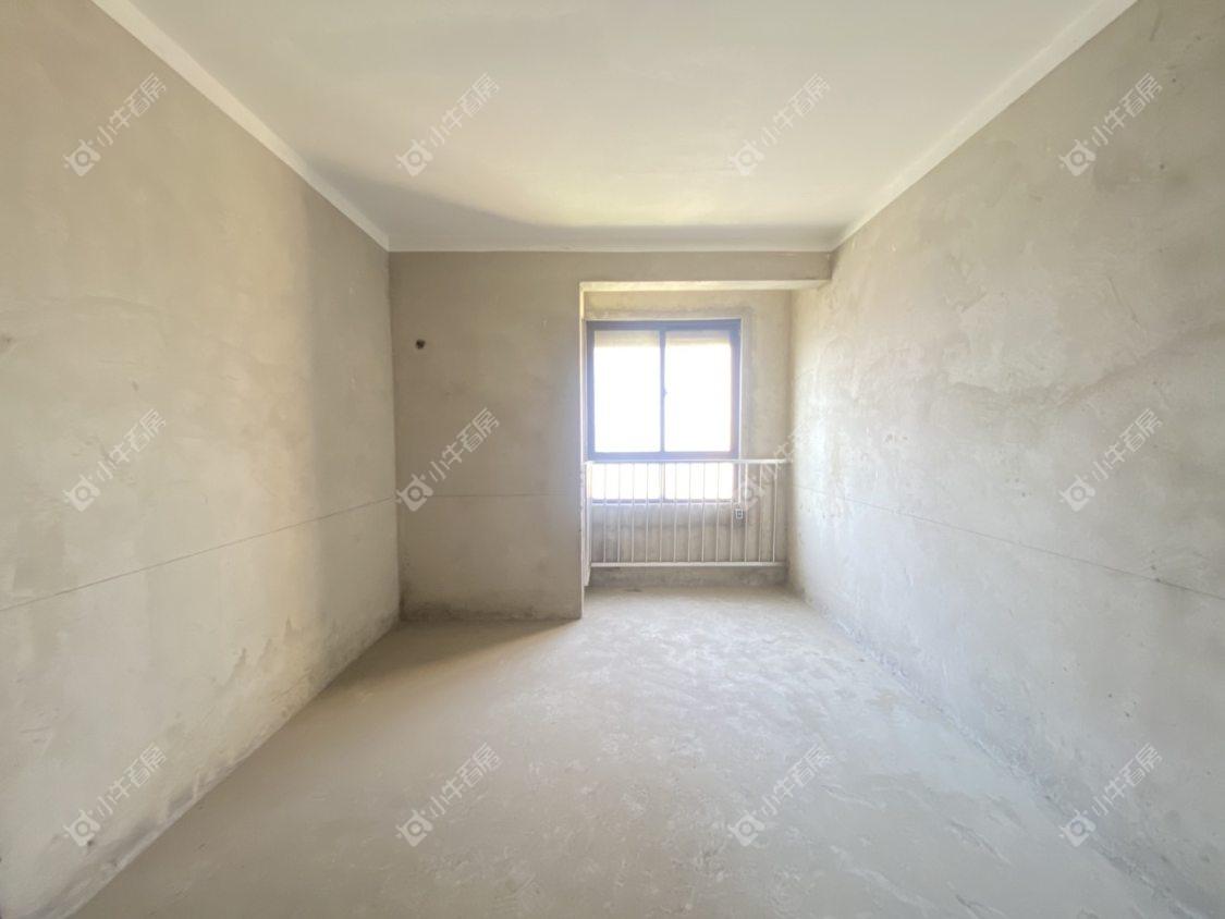 镇江昆仑华府在售二手房源室内图_小牛看房