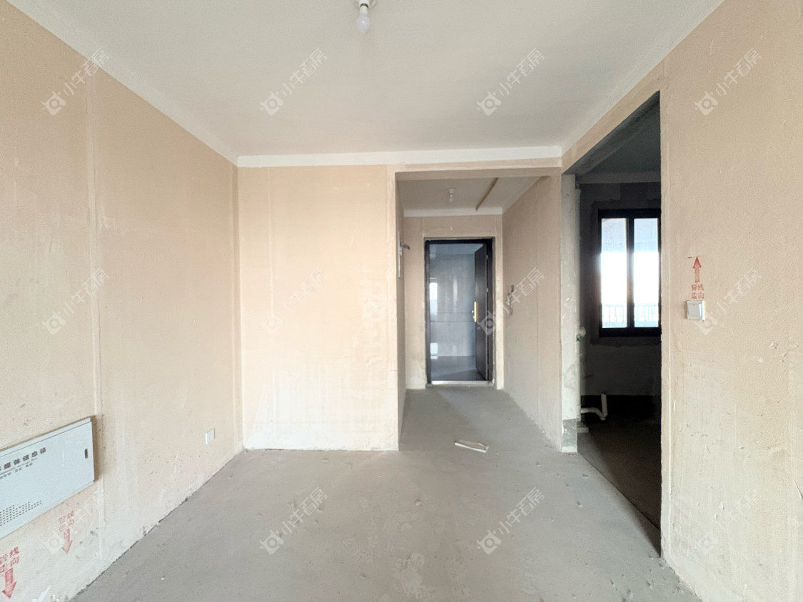 镇江融创华南映在售二手房源室内图_小牛看房