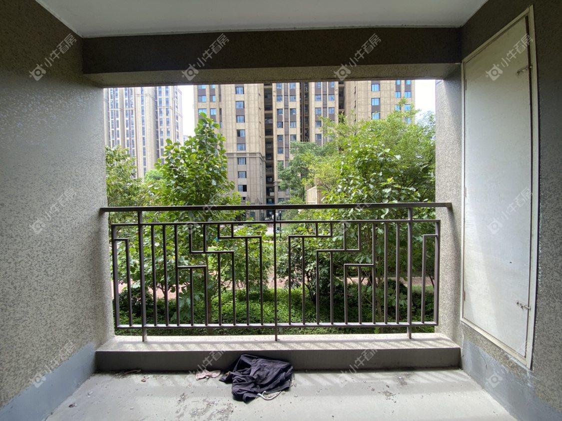 镇江华都幸福里在售二手房源室内图_小牛看房