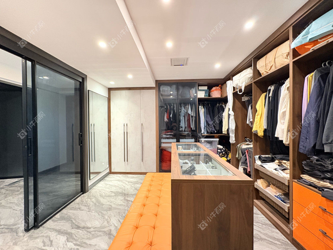 镇江金色家园在售二手房源室内图_小牛看房