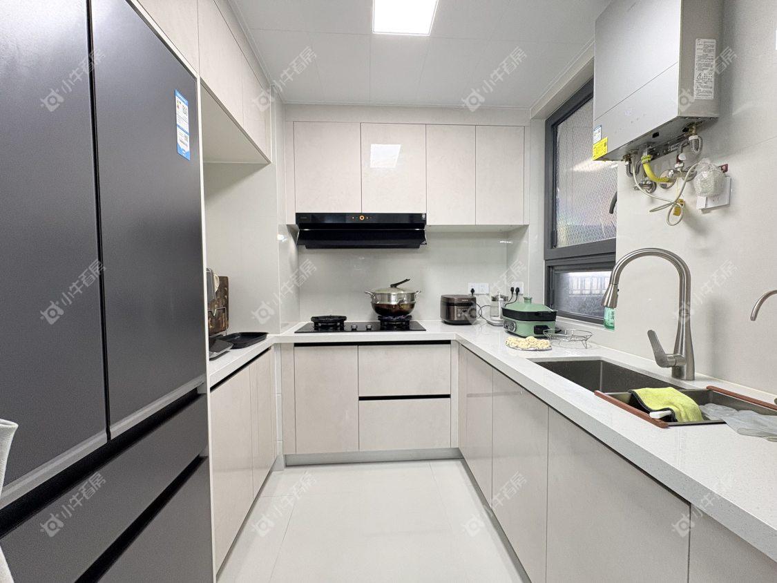 镇江金茂国际社区在售二手房源室内图_小牛看房