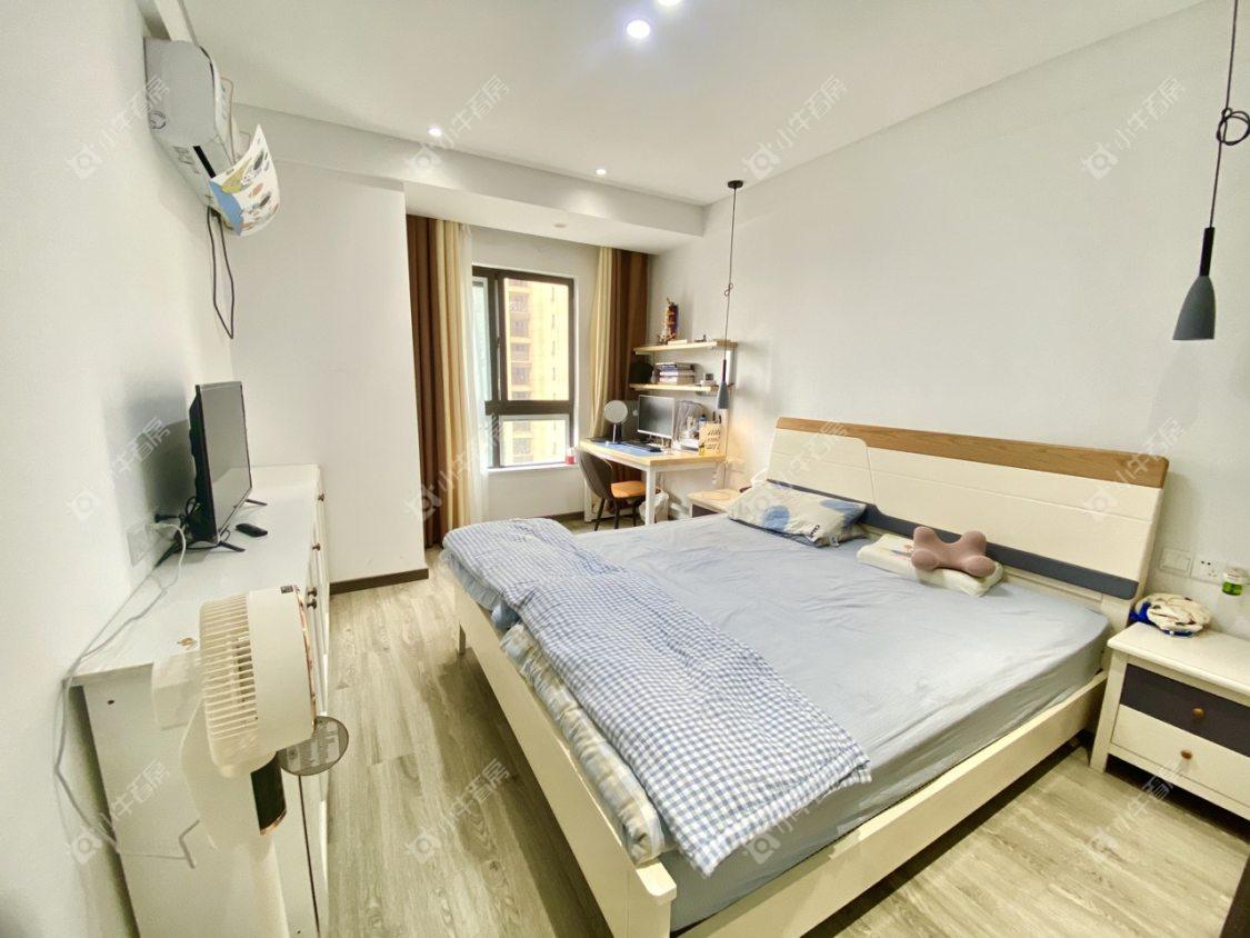 镇江华都幸福里在售二手房源室内图_小牛看房