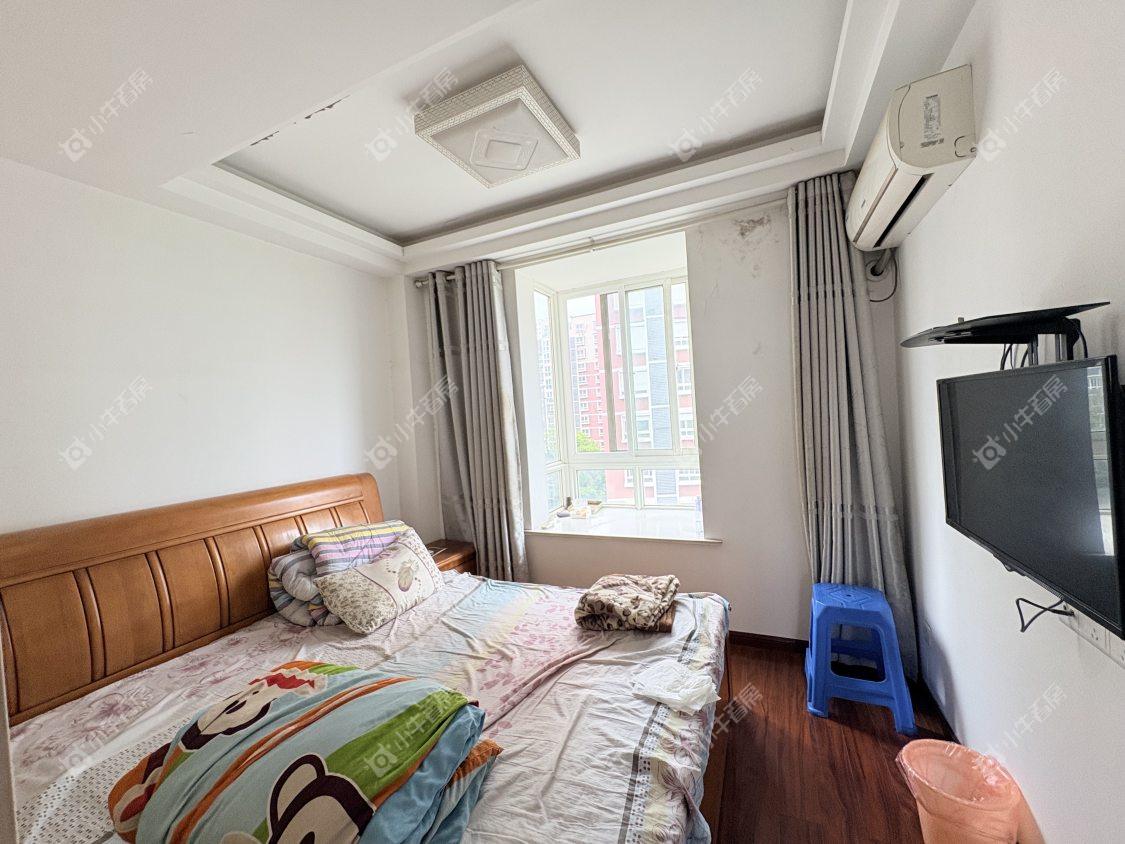 镇江凰嘉花苑在售二手房源室内图_小牛看房