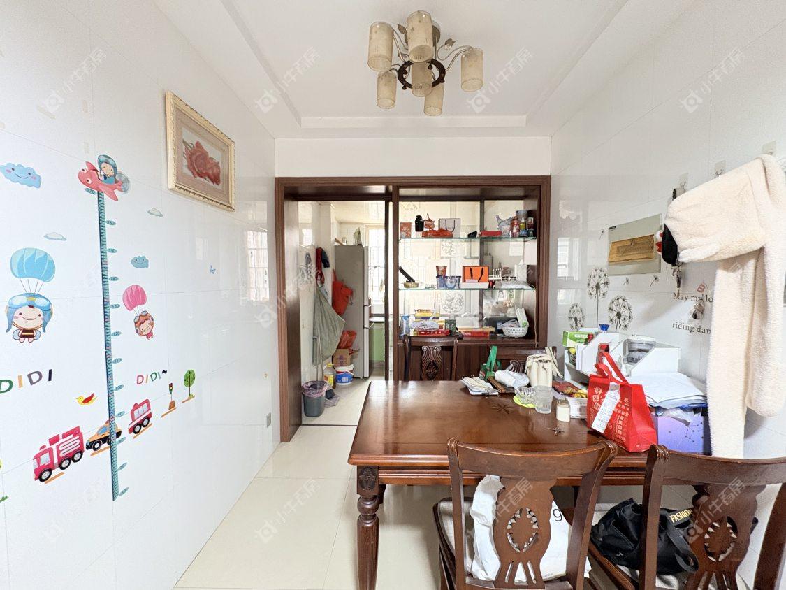 镇江芳草苑在售二手房源室内图_小牛看房