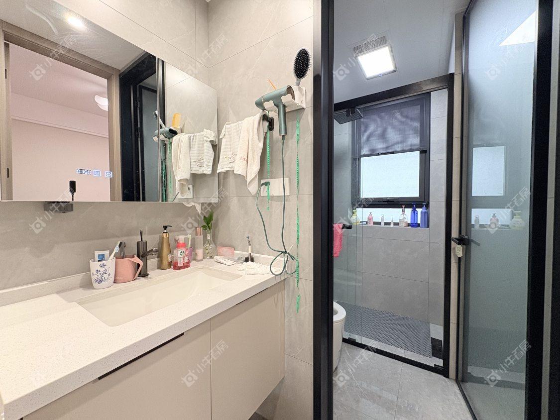 镇江中海时代都会在售二手房源室内图_小牛看房