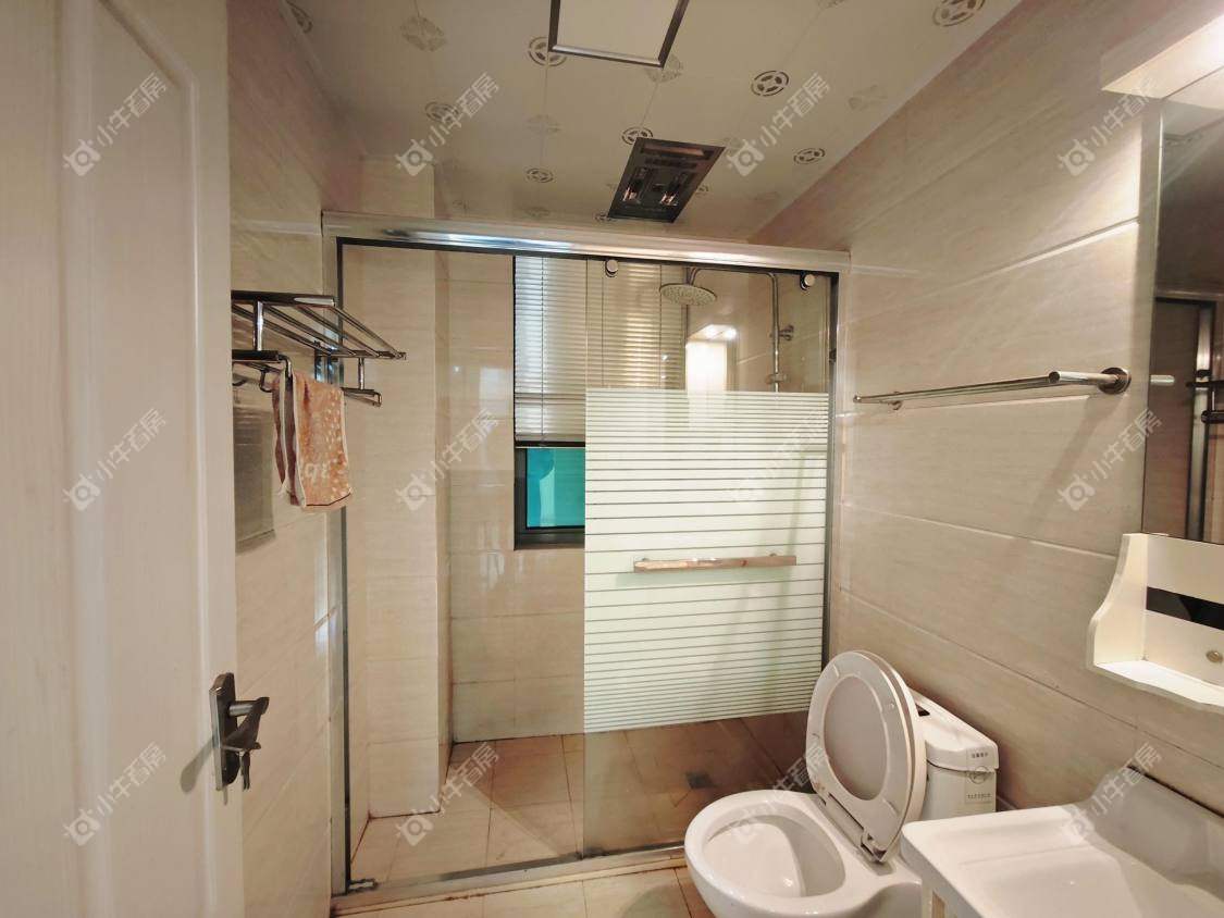 镇江金桥世纪城在售二手房源室内图_小牛看房