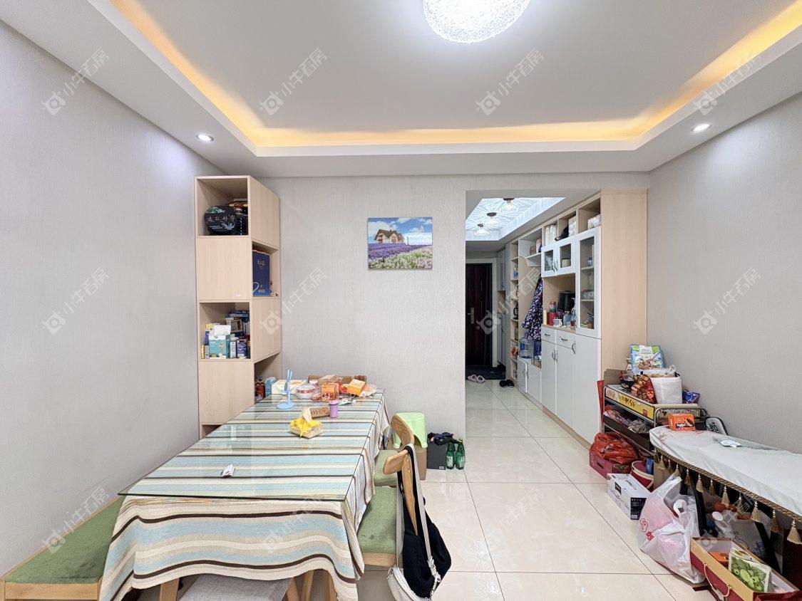 镇江华都锦城在售二手房源室内图_小牛看房