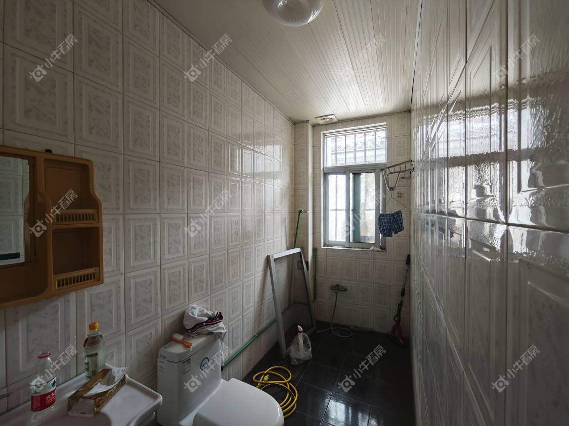 镇江商业街在售二手房源室内图_小牛看房