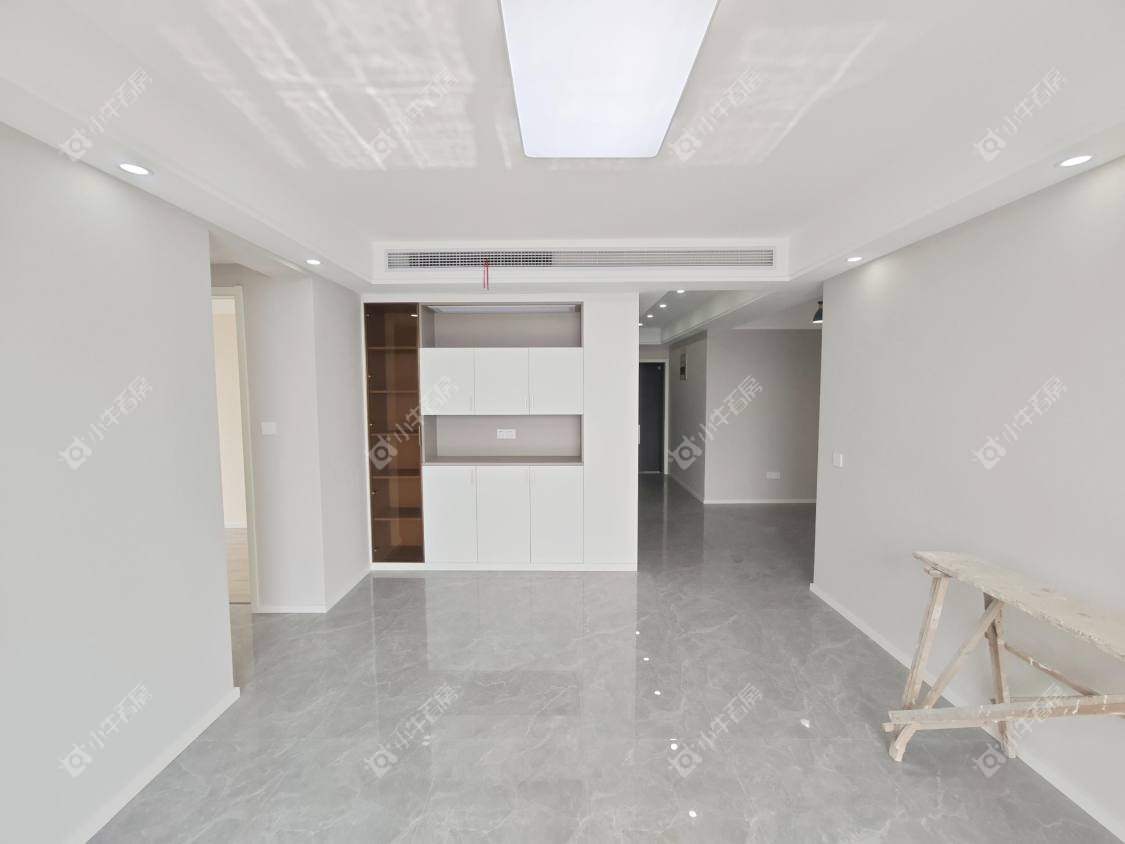 镇江美亚华悦在售二手房源室内图_小牛看房