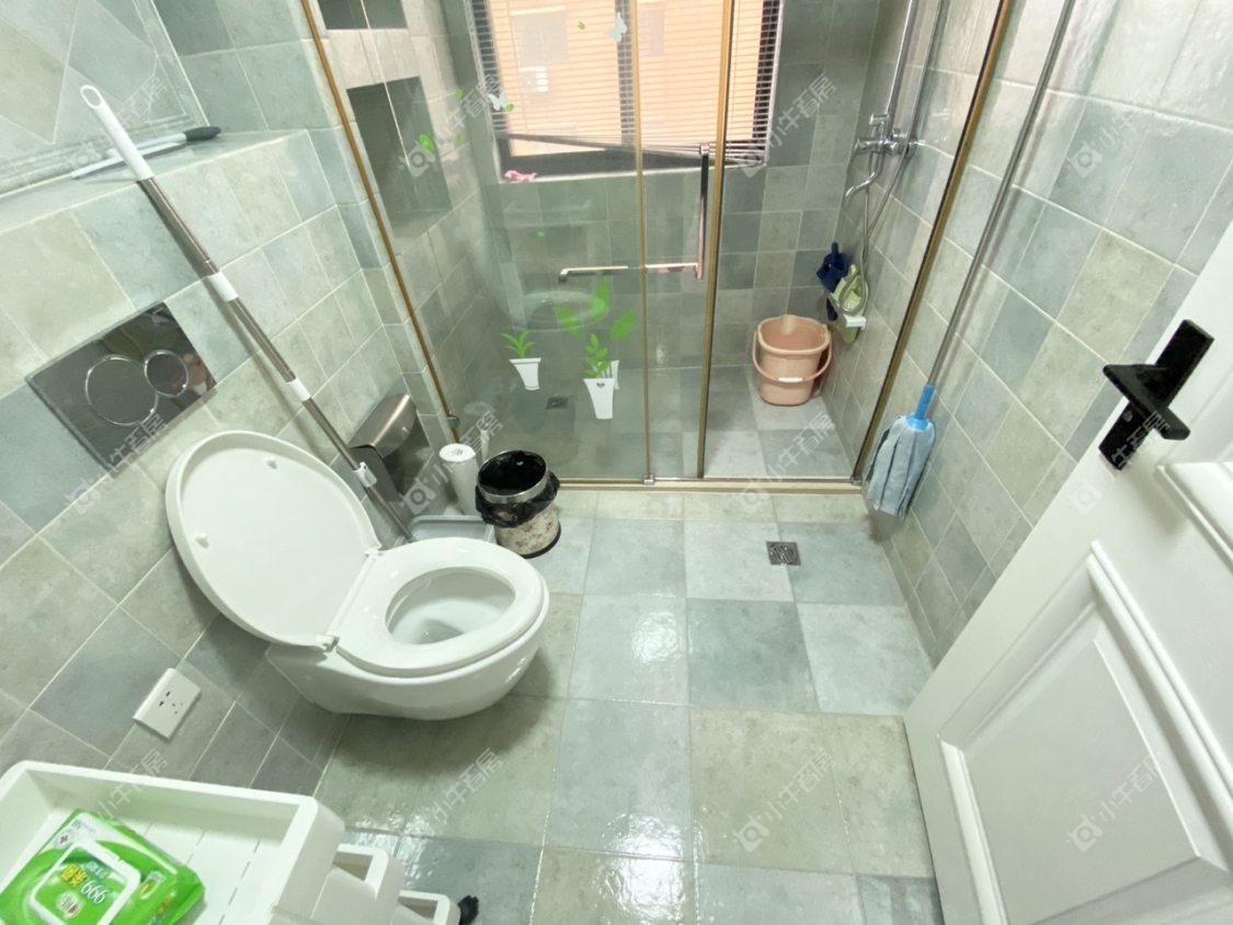 镇江华都锦城在售二手房源室内图_小牛看房