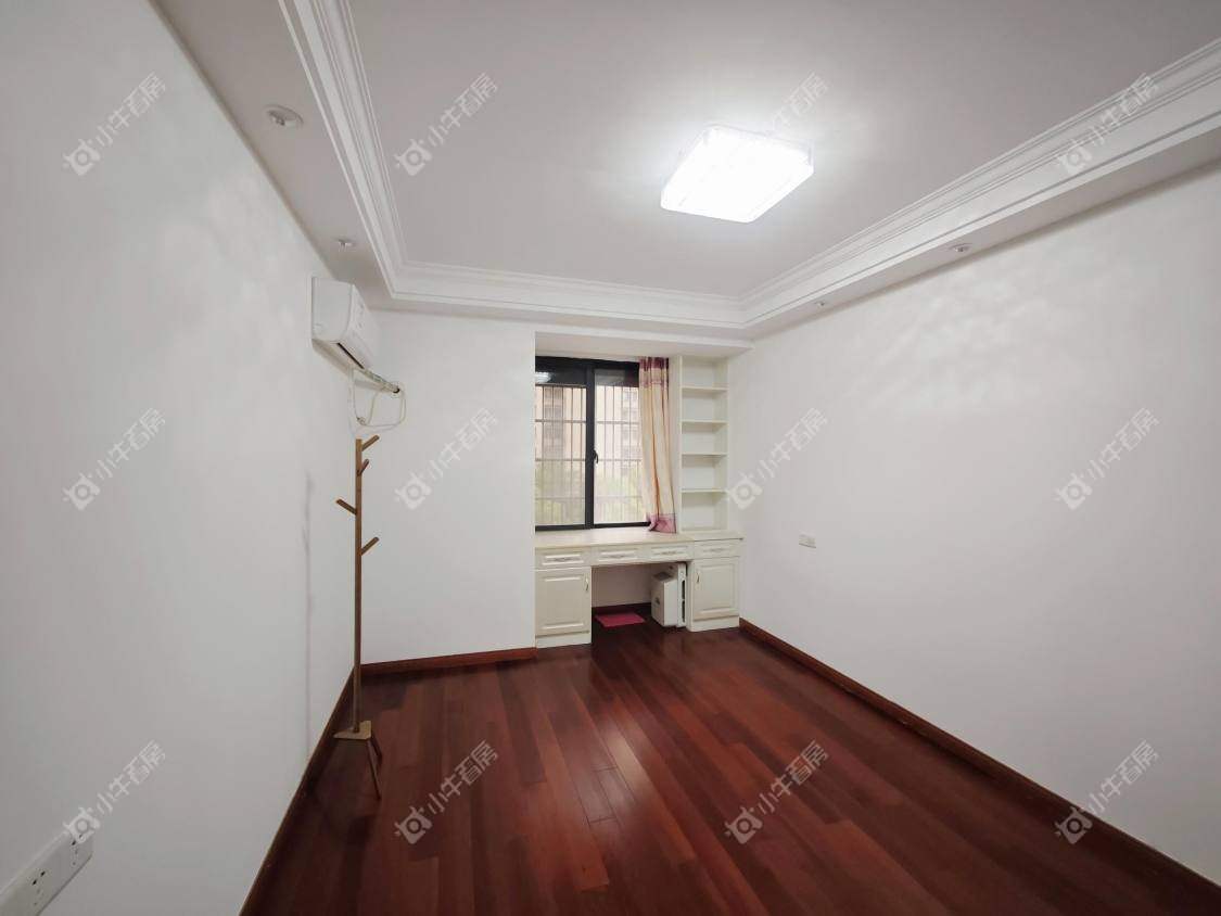 镇江丹凤国际在售二手房源室内图_小牛看房