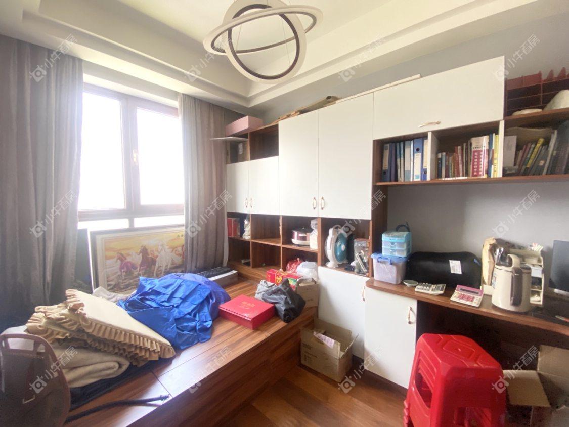 镇江滨河凤凰城在售二手房源室内图_小牛看房