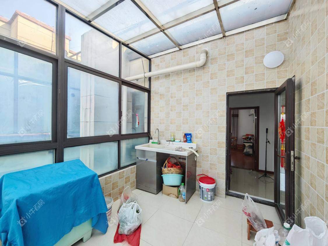 镇江滨河凤凰城在售二手房源室内图_小牛看房