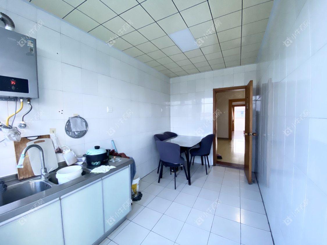 镇江练湖交通局住宅楼在售二手房源室内图_小牛看房