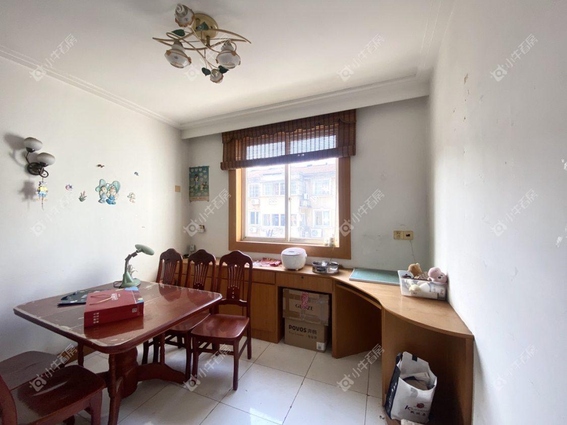 镇江冠成园小区在售二手房源室内图_小牛看房