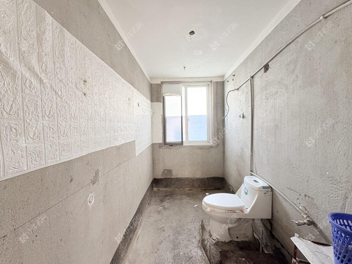 镇江众悦华城在售二手房源室内图_小牛看房