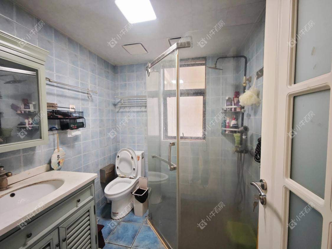 镇江荣城国际一期在售二手房源室内图_小牛看房