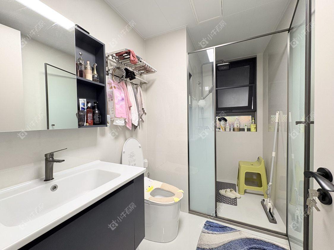 镇江金茂国际社区在售二手房源室内图_小牛看房