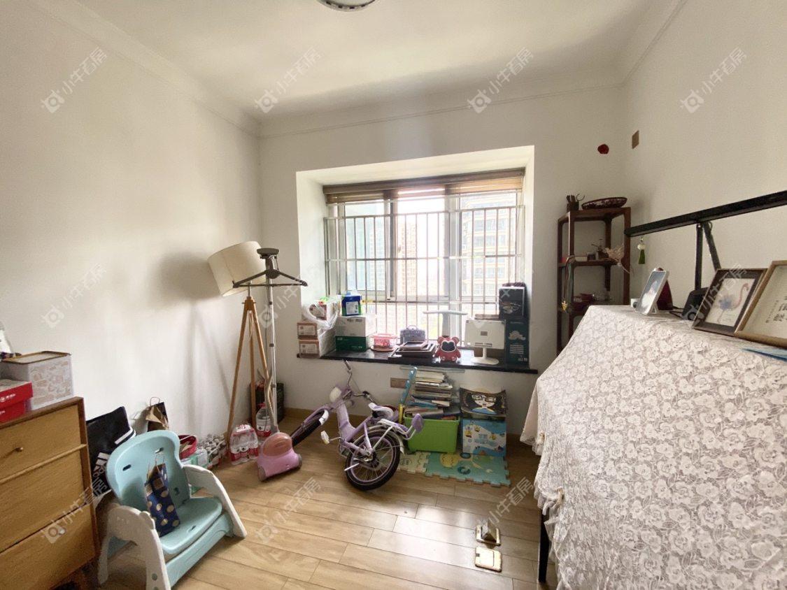 镇江碧桂园在售二手房源室内图_小牛看房